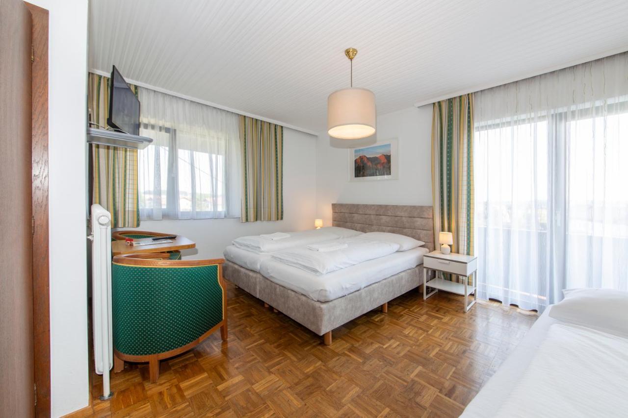 Готель Tirolerhof Занкт-Ґеорґен-ім-Аттерґау Екстер'єр фото